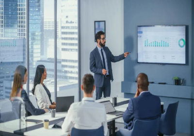 How to Maximize Networking at Finance Conferences